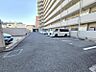 駐車場：敷地内駐車場！最新の空き状況はお調べしますので、お気軽にお尋ねください。