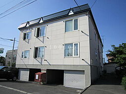 6 / 22