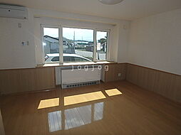 フォルテI 104 1階2LDKのリビング/ダイニング