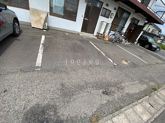 12 / 29