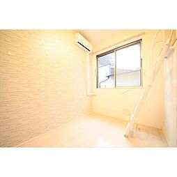 レジデンスY・M 0102 1階ワンルームの室内