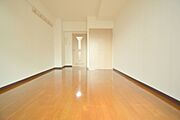 広々洋室フローリング