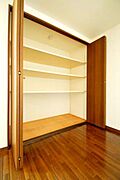 各部屋に収納有り