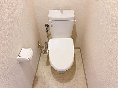 温水洗浄便座付きで衛生面も安心です