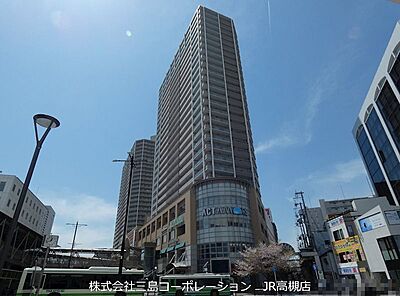 外観：JR「高槻」駅徒歩1分！駅直結♪