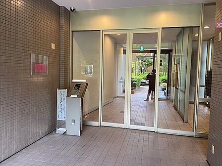 オートロック機能付きの玄関