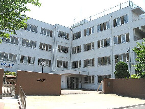 高槻市立川西中...