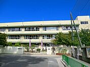 茨木市立葦原小学校（342m）