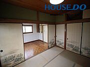【2階和室】※現在居住用中です。写真は2024年のものです。