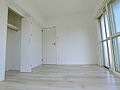 角部屋の2面バ...