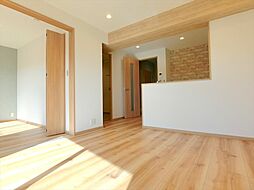 東急ドエル江田ビレジB棟 3LDKのリビング/ダイニング