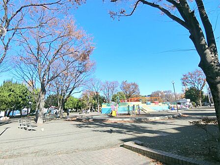 南河原公園(560m)