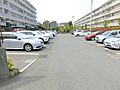 駐車場は月額8...