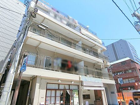 ご見学の際は最寄駅やご自宅への送迎も承ります。対応可能エリアはスタッフまでお問合せください。