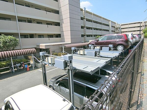 駐車場を拡大表示