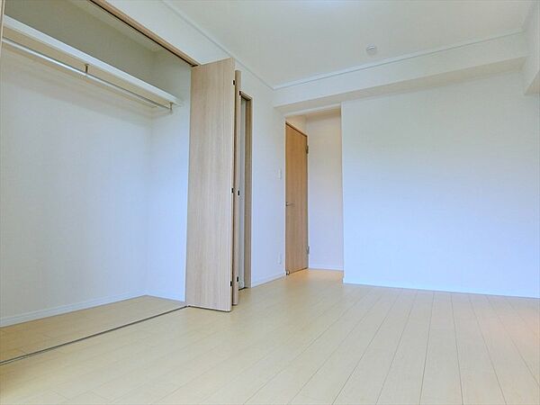 寝室を拡大表示