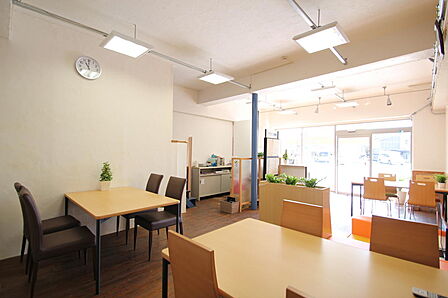 ゆったりとした雰囲気で、落ち着いてお打ち合わせいただけます。お気軽にご相談ください♪