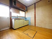 コンパクトながら使いやすいダイニングスペース