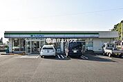 ファミリーマート喜入旧市店【ファミリーマート喜入旧市店】は、鹿児島市喜入町6074番5に位置する喜入旧市交差点近くのコンビニエンスストアです。駐車場有、店内には鹿児島銀行のATMがあります…
