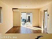 同型写真（リビング）