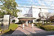 鹿児島生協病院鹿児島生協病院は鹿児島市の谷山に位置する総合病院です。救急指定医療機関として夜間や日曜日・祝日も24時間体制を取っています 850m