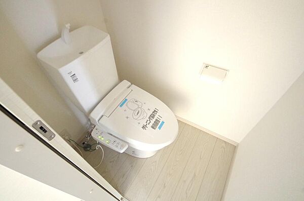 トイレを拡大表示