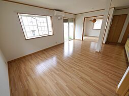 石名坂町1丁目山口様戸建 4LDKのリビング/ダイニング