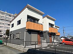 イーストロビンズ