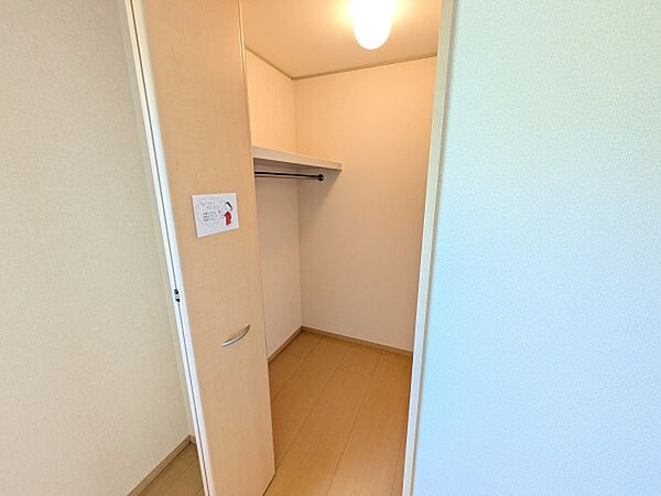 apartment 茨城県那珂市菅谷
地図を見る