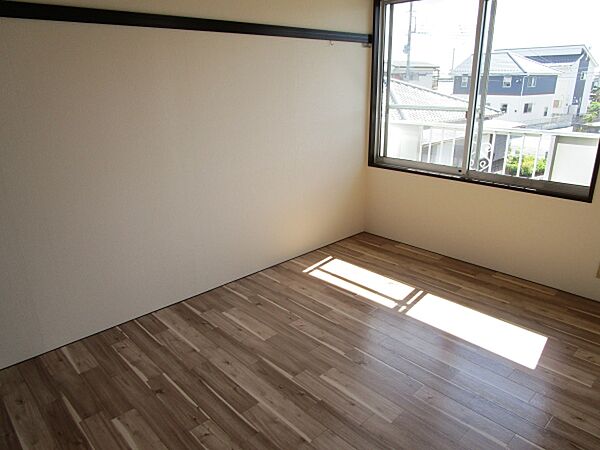 apartment 茨城県那珂市菅谷
地図を見る