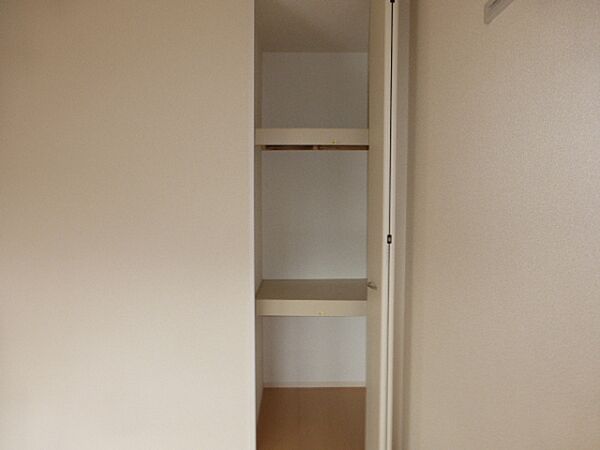 apartment 茨城県那珂市菅谷
地図を見る