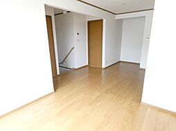 COVENT GARDEN 203号室 2階2LDKのリビング/ダイニング