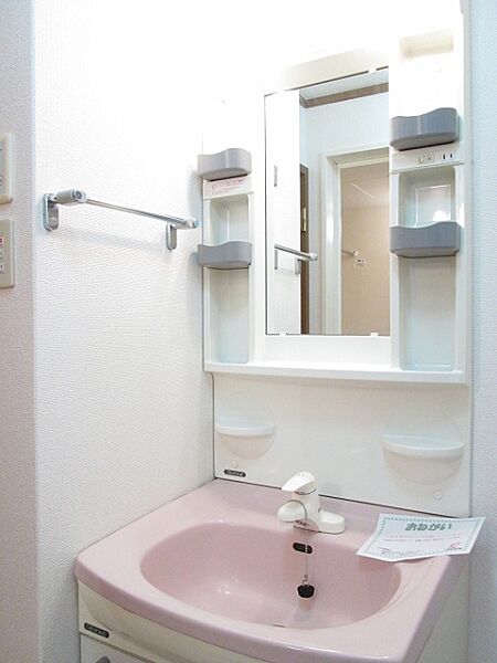 apartment 茨城県那珂市菅谷
地図を見る