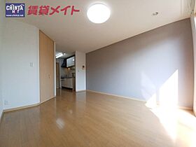 プリマ・クラッセ 205 ｜ 三重県四日市市垂坂町（賃貸アパート1R・2階・31.71㎡） その3