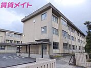 四日市立西朝明中学校 1100m