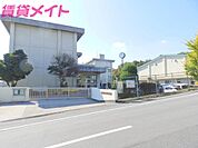 四日市立羽津中学校 1300m