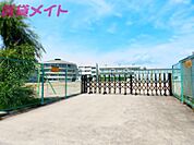 朝日町立朝日小学校 1756m