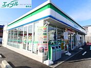 ファミリーマート 桑名江場店 276m