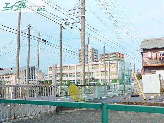 グロリアス.S・T_周辺_0