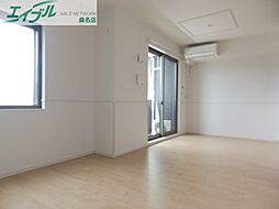 メゾン・コリーヌ 1階1LDKのリビング/ダイニング