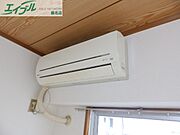 同一物件の別部屋の写真です。