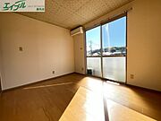 別部屋反転写真です