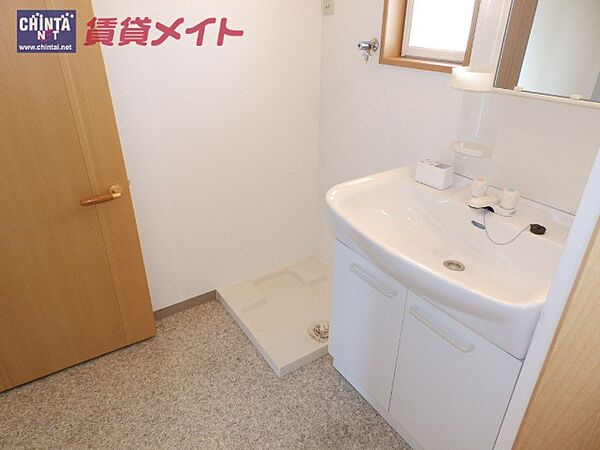 画像9:洗面所別部屋の写真です