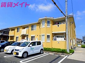 ピクシー　ヒルズ　Ｂ  ｜ 三重県桑名市長島町出口（賃貸アパート1LDK・1階・53.05㎡） その1