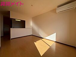 ダンディライオンA棟 2階2LDKのリビング/ダイニング