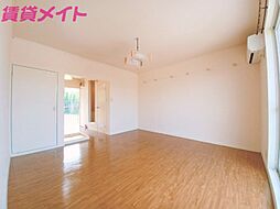 トライアンハイツ