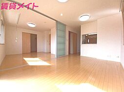 ポーセアル 1階2LDKのリビング/ダイニング