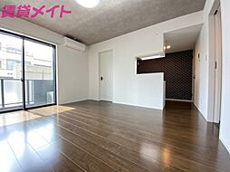 LECOCON桑名IV 1階1LDKのリビング/ダイニング