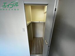 メゾンモンマルトル江場
