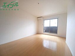 ラトゥール川越 2階1LDKのリビング/ダイニング